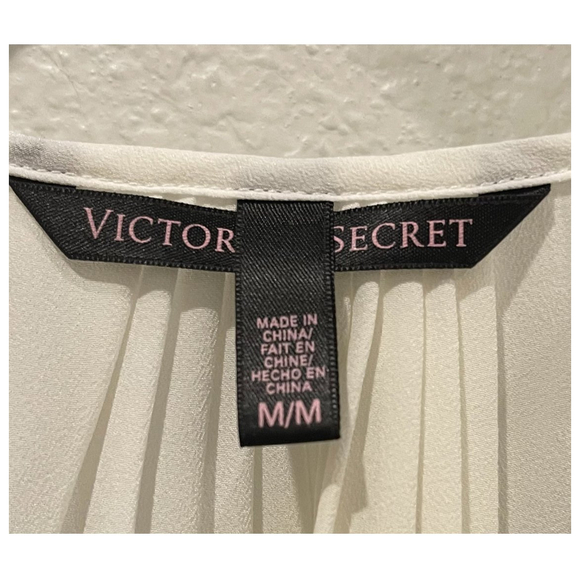 VICTORIA'S SECRET Antique White Lace Blouse - Picture 2 of 6